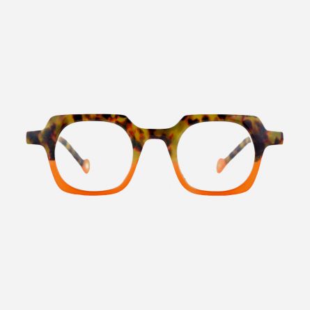 Geometric squared reading glasses